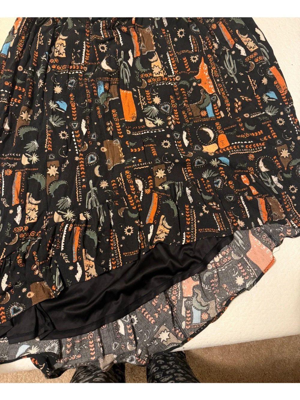Torrid Hi-Low Desert Motif Skirt 🌵 - Picture 3 of 3